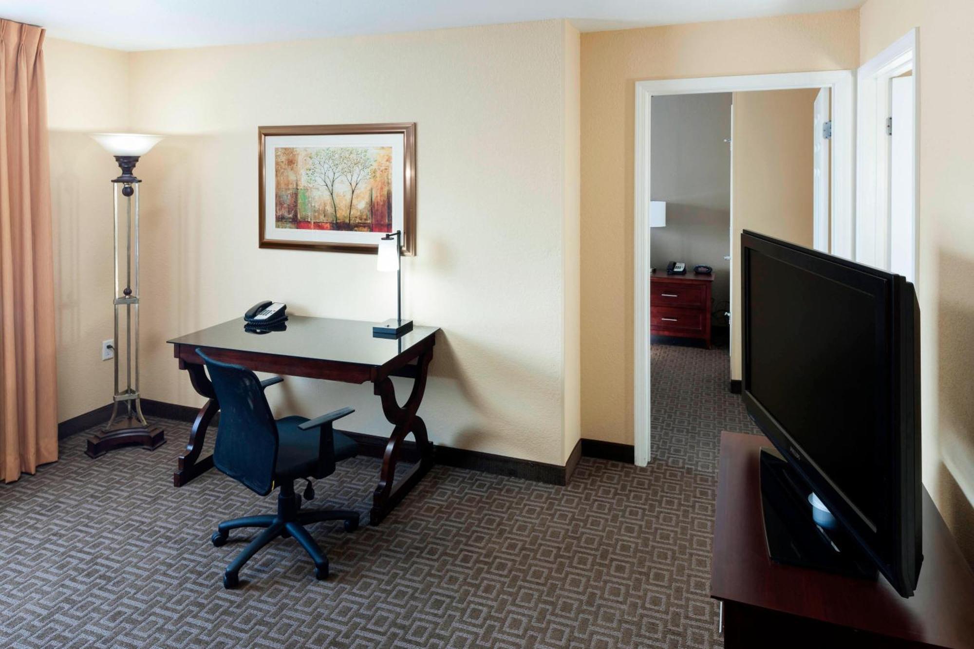 Towneplace Suites By Marriott Texarkana Extérieur photo