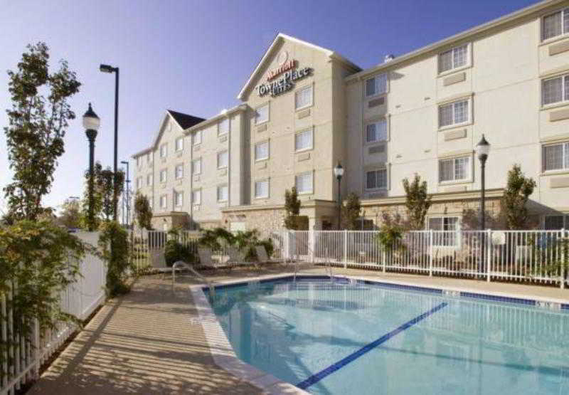 Towneplace Suites By Marriott Texarkana Extérieur photo